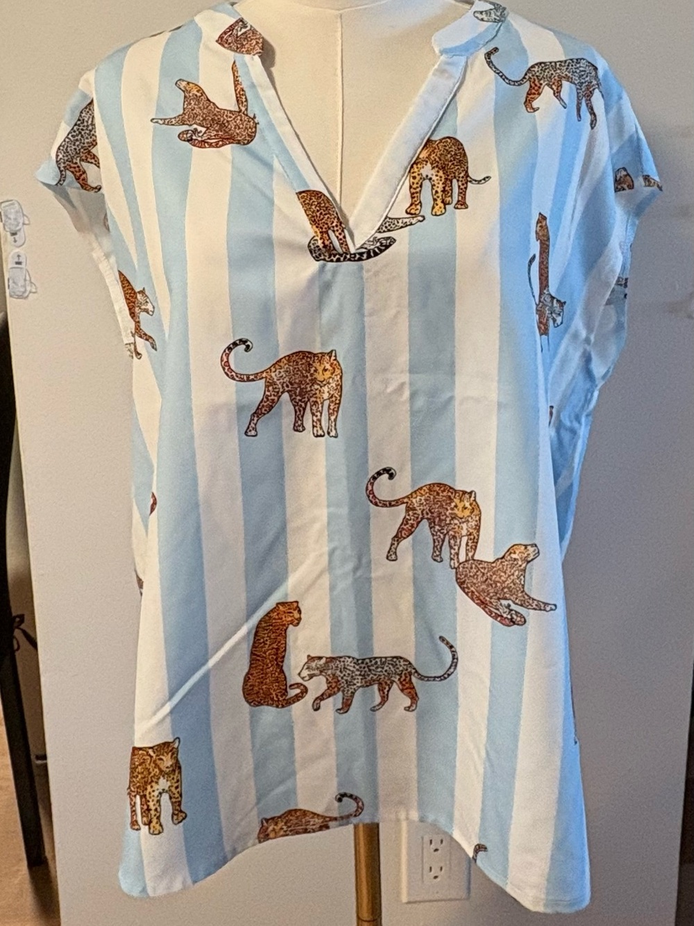SHEIN cheetah novelty top animals mixed print silky art to wear boho fun summer